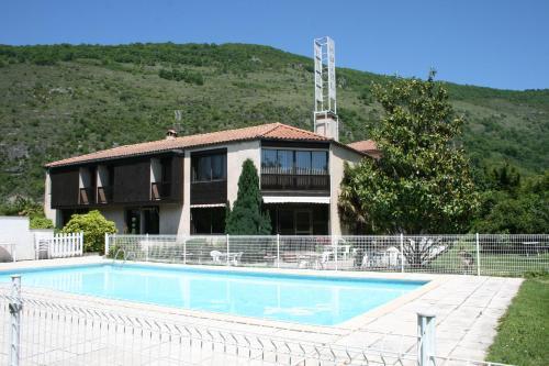 Hotel Pyrene Foix Exteriér fotografie