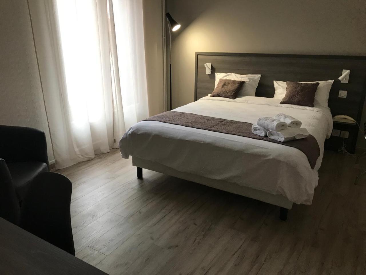 Hotel Pyrene Foix Exteriér fotografie